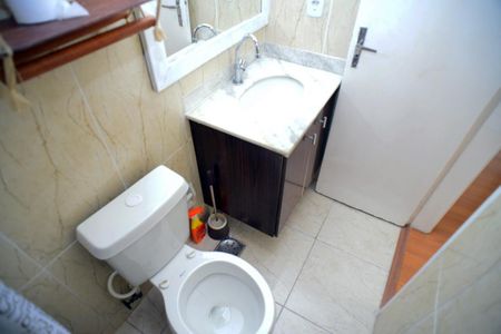 Apartamento à venda com 58m², 2 quartos e 1 vagaBanheiro Social