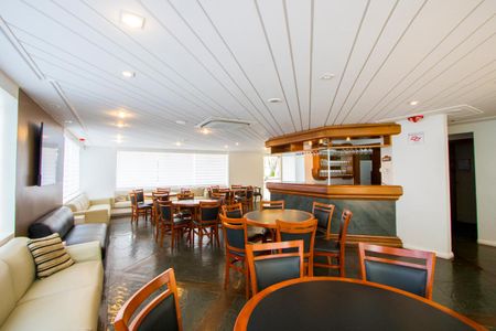 Apartamento para alugar com 140m², 4 quartos e 2 vagasÁrea comum - Salão de festas