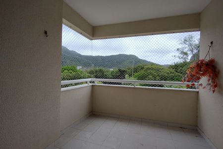 Varanda de apartamento para alugar com 2 quartos, 60m² em Jacarepaguá, Rio de Janeiro