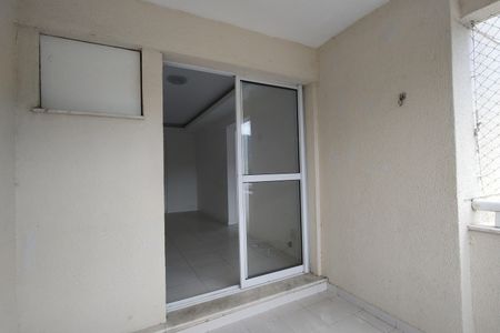 Apartamento para alugar com 60m², 2 quartos e 1 vaga Apartamento para alugar com 60m², 2 quartos e 1 vagaVaranda
