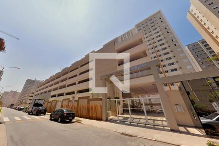 Apartamento à venda com 37m², 1 quarto e 1 vagaFachada