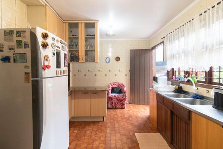 Casa à venda com 250m², 2 quartos e 2 vagasCozinha