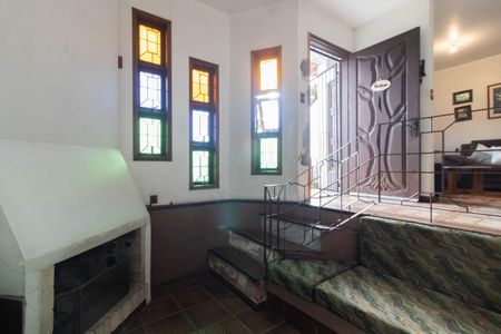 Casa à venda com 250m², 2 quartos e 2 vagasSala