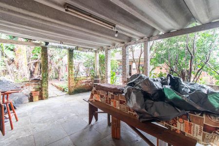 Casa à venda com 250m², 2 quartos e 2 vagasChurrasqueira