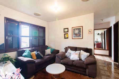 Sala de casa à venda com 2 quartos, 250m² em Medianeira, Porto Alegre