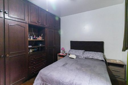 Casa à venda com 250m², 2 quartos e 2 vagasQuarto