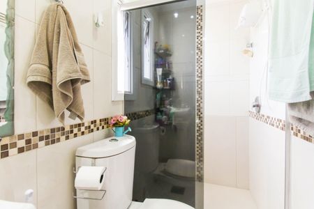 Casa à venda com 192m², 3 quartos e 3 vagas Casa à venda com 192m², 3 quartos e 3 vagasBanheiro