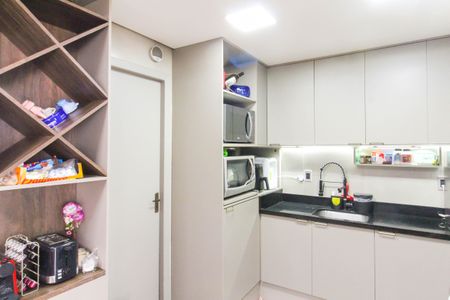 Casa à venda com 192m², 3 quartos e 3 vagas Casa à venda com 192m², 3 quartos e 3 vagasCozinha