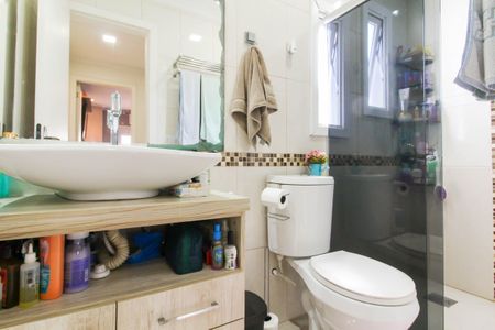 Casa à venda com 192m², 3 quartos e 3 vagas Casa à venda com 192m², 3 quartos e 3 vagasBanheiro