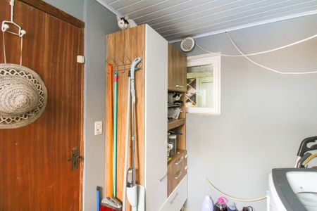 Casa à venda com 192m², 3 quartos e 3 vagas Casa à venda com 192m², 3 quartos e 3 vagasÁrea de Serviço