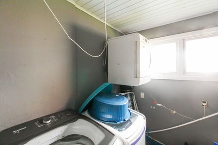 Casa à venda com 192m², 3 quartos e 3 vagas Casa à venda com 192m², 3 quartos e 3 vagasÁrea de Serviço