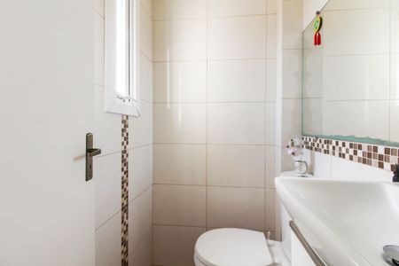 Casa à venda com 192m², 3 quartos e 3 vagas Casa à venda com 192m², 3 quartos e 3 vagasLavabo