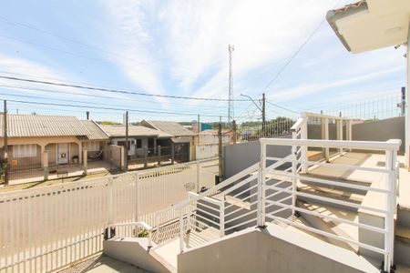 Casa à venda com 192m², 3 quartos e 3 vagas Casa à venda com 192m², 3 quartos e 3 vagasÁrea externa