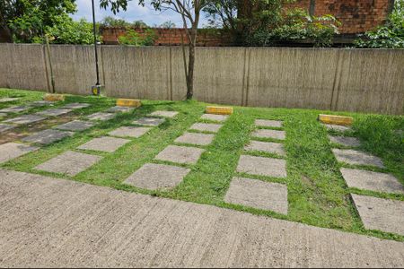 Apartamento para alugar com 42m², 2 quartos e 1 vagaÁrea comum - Vaga