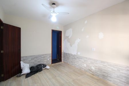 Quarto 1 de casa de condomínio à venda com 2 quartos, 110m² em Tanque, Rio de Janeiro
