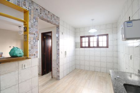 Casa de condomínio à venda com 110m², 2 quartos e 1 vagaCozinha