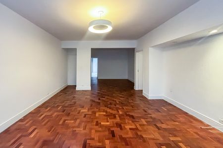 Apartamento para alugar com 150m², 3 quartos e 1 vaga