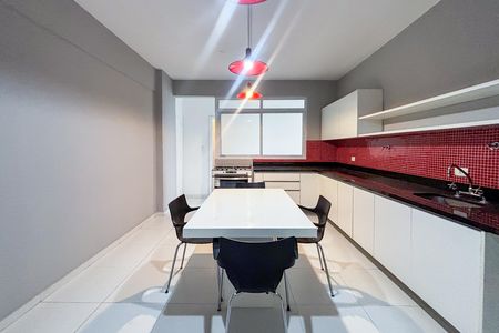 Apartamento para alugar com 150m², 3 quartos e 1 vaga