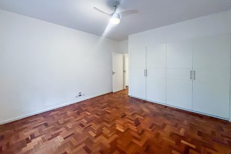 Apartamento para alugar com 150m², 3 quartos e 1 vaga