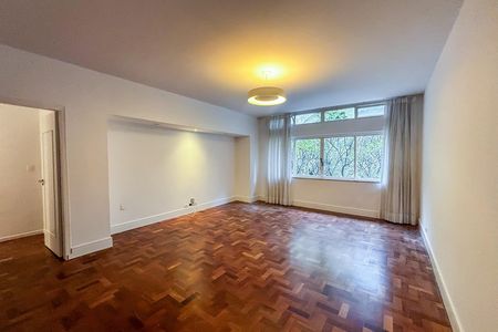 Apartamento para alugar com 150m², 3 quartos e 1 vaga