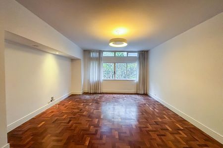 Apartamento para alugar com 150m², 3 quartos e 1 vaga