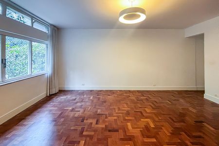 Apartamento para alugar com 150m², 3 quartos e 1 vaga