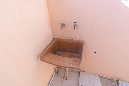Casa para alugar com 75m², 2 quartos e 1 vaga Casa para alugar com 75m², 2 quartos e 1 vagaÁrea de Serviço