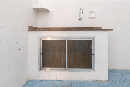 Casa para alugar com 75m², 2 quartos e 1 vaga Casa para alugar com 75m², 2 quartos e 1 vagaCozinha - Armários