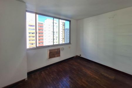 Apartamento à venda com 200m², 4 quartos e 2 vagas Apartamento à venda com 200m², 4 quartos e 2 vagasQuarto 1