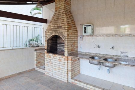 Apartamento à venda com 200m², 4 quartos e 2 vagas Apartamento à venda com 200m², 4 quartos e 2 vagasÁrea comum