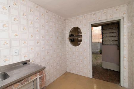 Casa para alugar com 80m², 2 quartos e 2 vagasCozinha
