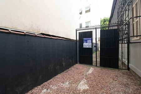 Casa para alugar com 80m², 2 quartos e 2 vagasFachada