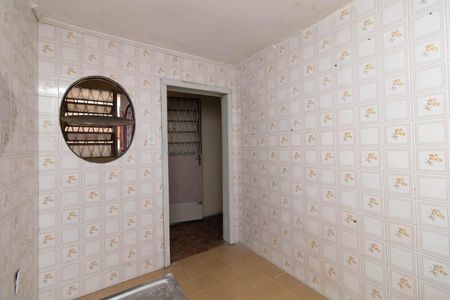 Casa para alugar com 80m², 2 quartos e 2 vagasCozinha
