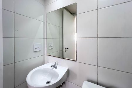 Apartamento para alugar com 45m², 2 quartos e 1 vaga Apartamento para alugar com 45m², 2 quartos e 1 vagaBanheiro