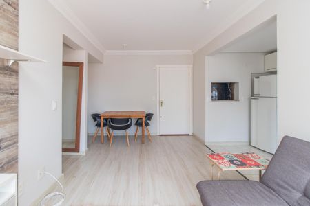 Sala de apartamento para alugar com 1 quarto, 45m² em Cavalhada, Porto Alegre