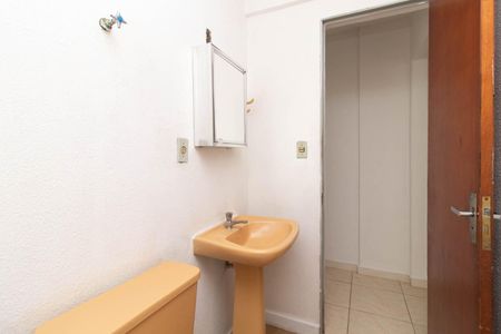 Apartamento para alugar com 58m², 1 quarto e sem vaga Apartamento para alugar com 58m², 1 quarto e sem vagaBanheiro