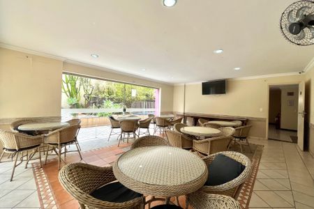 Apartamento para alugar com 90m², 3 quartos e 1 vaga Apartamento para alugar com 90m², 3 quartos e 1 vagaÁrea comum - Salão de festas