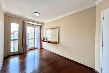 Apartamento para alugar com 90m², 3 quartos e 1 vaga Apartamento para alugar com 90m², 3 quartos e 1 vagaSala