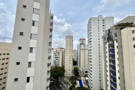 Apartamento para alugar com 90m², 3 quartos e 1 vaga Apartamento para alugar com 90m², 3 quartos e 1 vagaVista da Varanda do Quarto 1
