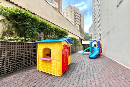 Apartamento para alugar com 90m², 3 quartos e 1 vaga Apartamento para alugar com 90m², 3 quartos e 1 vagaÁrea comum - Playground