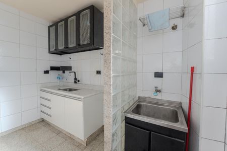 Apartamento à venda com 60m², 2 quartos e sem vagaCozinha e Área de Serviço