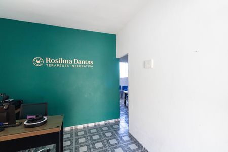 Casa para alugar com 230m², 2 quartos e 3 vagas Casa para alugar com 230m², 2 quartos e 3 vagasSala