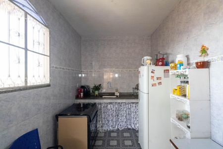 Casa para alugar com 230m², 2 quartos e 3 vagas Casa para alugar com 230m², 2 quartos e 3 vagasCozinha e Área de Serviço