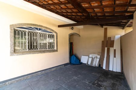 Garagem de casa para alugar com 2 quartos, 230m² em Campo Grande, Rio de Janeiro