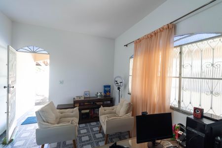Casa para alugar com 230m², 2 quartos e 3 vagas Casa para alugar com 230m², 2 quartos e 3 vagasSala