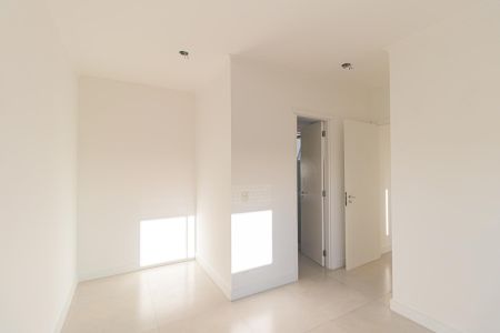 Apartamento à venda com 121m², 2 quartos e 2 vagas Apartamento à venda com 121m², 2 quartos e 2 vagasSuíte