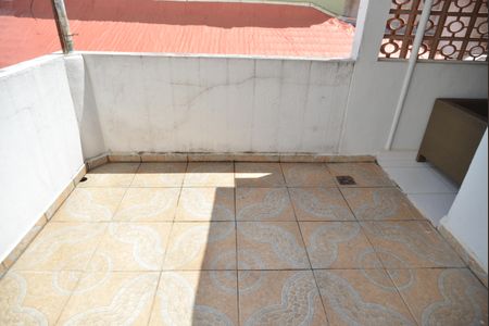 Casa à venda com 95m², 2 quartos e 1 vagaQuintal