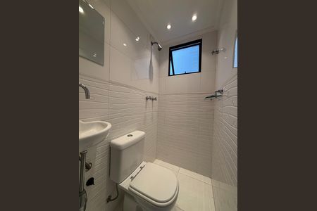 Apartamento à venda com 75m², 3 quartos e 1 vaga Apartamento à venda com 75m², 3 quartos e 1 vagaBanheiro da Suíte
