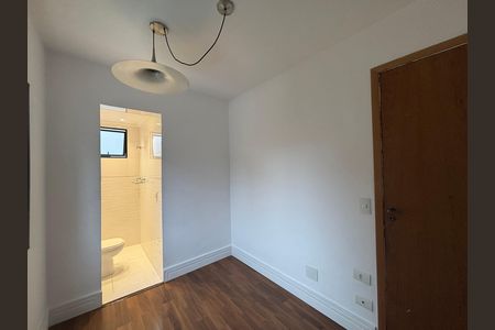 Apartamento à venda com 75m², 3 quartos e 1 vaga Apartamento à venda com 75m², 3 quartos e 1 vagaSuíte