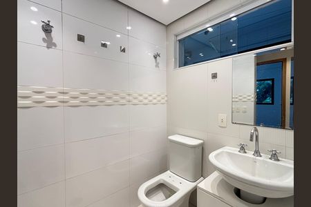 Apartamento à venda com 75m², 3 quartos e 1 vaga Apartamento à venda com 75m², 3 quartos e 1 vagaBanheiro social